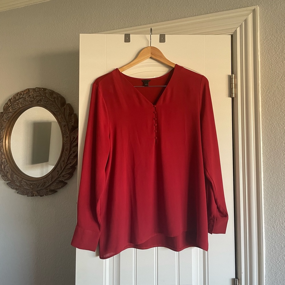 Ann Taylor red top, long sleeved. Size large